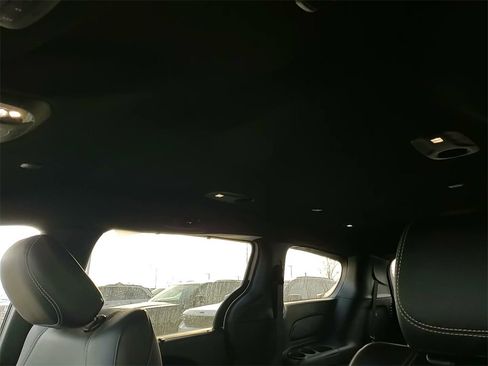 New 2026 Chrysler Pacifica Select image 31