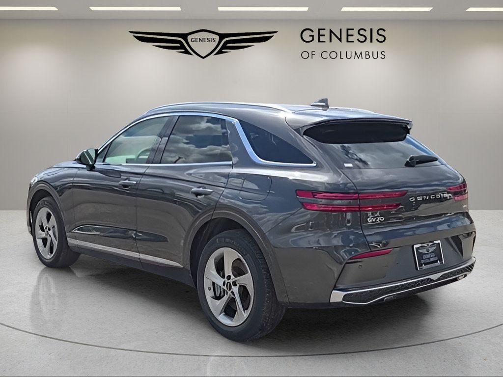 Used 2026 Genesis GV70 2.5T AWD/4WD image 3