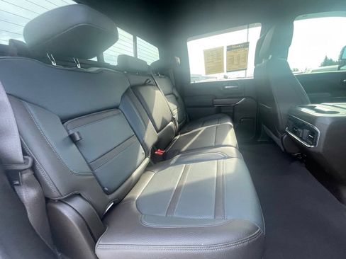 Used 2022 GMC Sierra 2500 Denali w/ Denali Ultimate Package AWD/4WD image 27