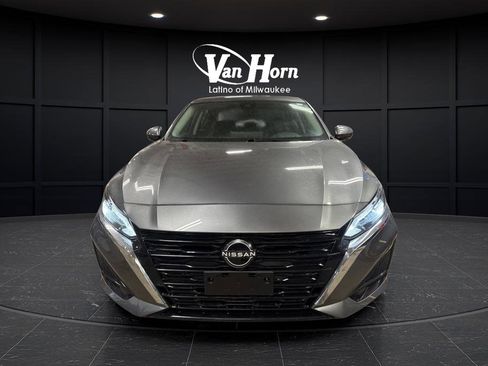 Used 2023 Nissan Altima 2.5 SL AWD/4WD image 8