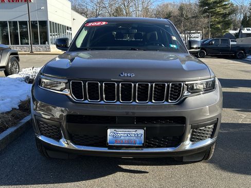 Used 2023 Jeep Grand Cherokee L Laredo w/ Luxury Tech Group I image 17