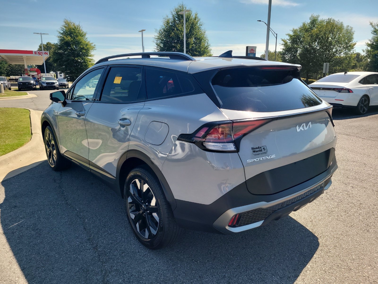 Used 2024 Kia Sportage X-Line w/ X-Line Premium Package AWD/4WD image 5