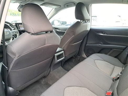 Used 2024 Toyota Camry LE image 10