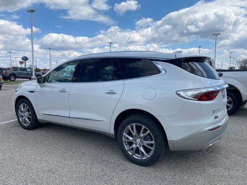 Used 2022 Buick Enclave Premium w/ Experience Buick Package AWD/4WD image 6