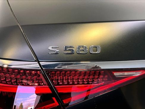 New 2026 Mercedes-Benz S 580 4MATIC Sedan image 6