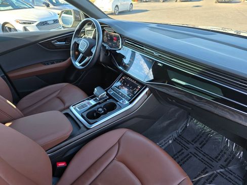 Used 2023 Audi Q8 Premium w/ Convenience Package image 12