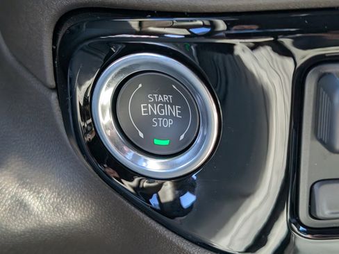 New 2026 GMC Sierra 1500 SLE image 27