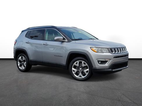 Used 2019 Jeep Compass Limited AWD/4WD image 1