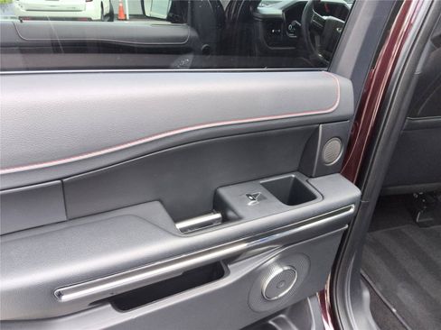 Certified 2023 Ford Expedition Max Limited RWD image 20