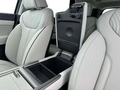 New 2025 Hyundai Palisade Calligraphy image 18