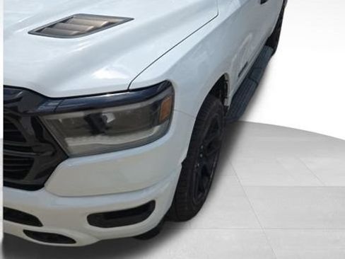 Used 2023 RAM 1500 Laramie AWD/4WD image 2