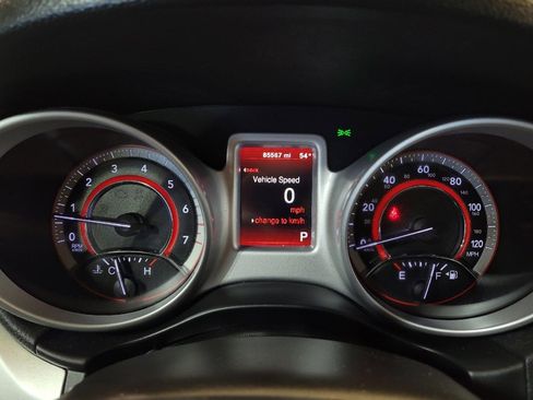 Used 2017 Dodge Journey SE image 23