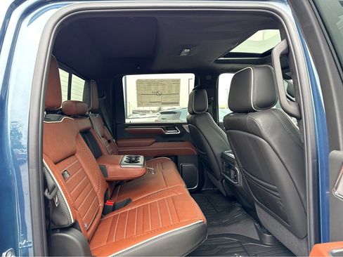 New 2026 GMC Sierra 2500 Denali Ultimate image 6