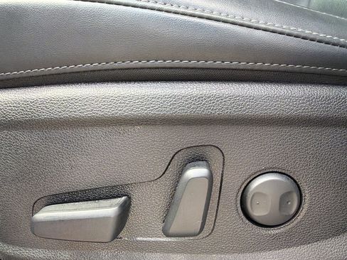 Used 2022 Kia Telluride S AWD/4WD image 14