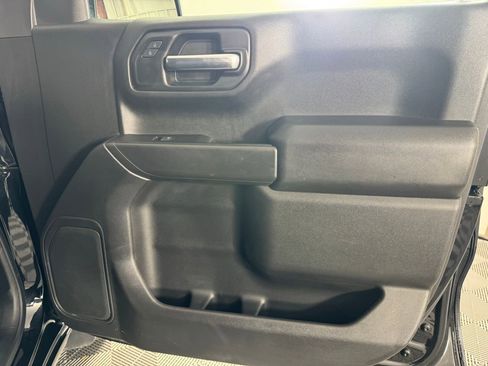 Used 2025 Chevrolet Silverado 1500 Custom Trail Boss image 28