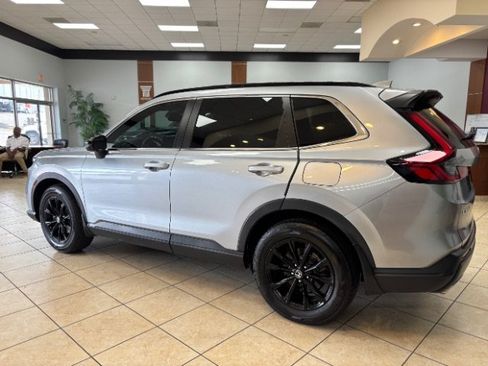 Used 2024 Honda CR-V Sport image 8