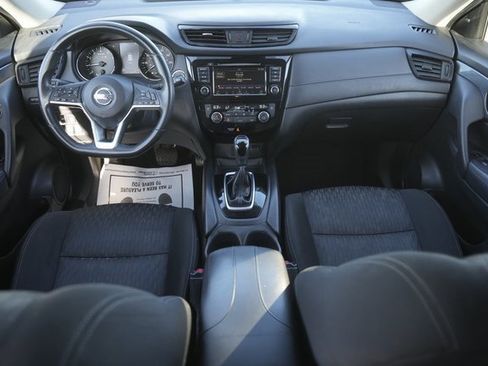 Used 2019 Nissan Rogue SV image 20