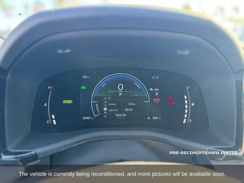 Used 2026 Toyota Camry SE FWD image 16