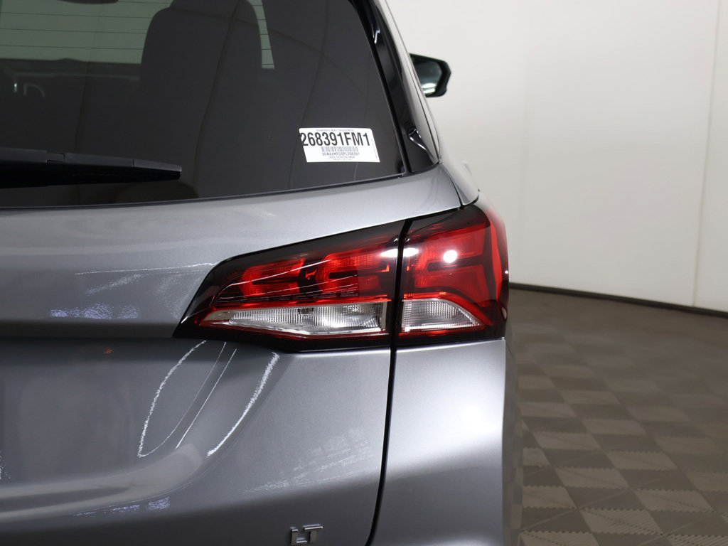 Used 2023 Chevrolet Equinox LT FWD image 16