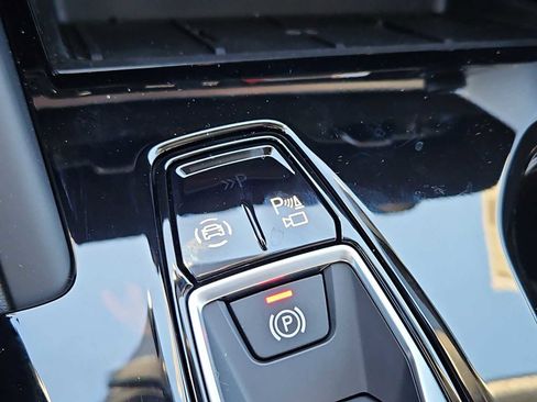 New 2025 Audi Q5 Premium Plus image 11