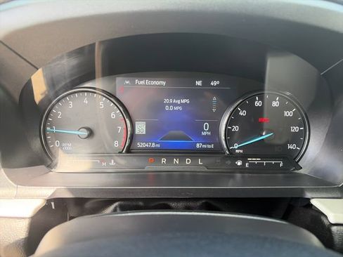 Used 2023 Ford Explorer XLT w/ Equipment Group 202A AWD/4WD image 30