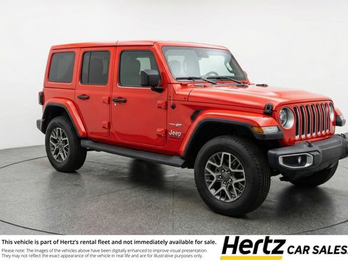 Used 2025 Jeep Wrangler Sahara image 1