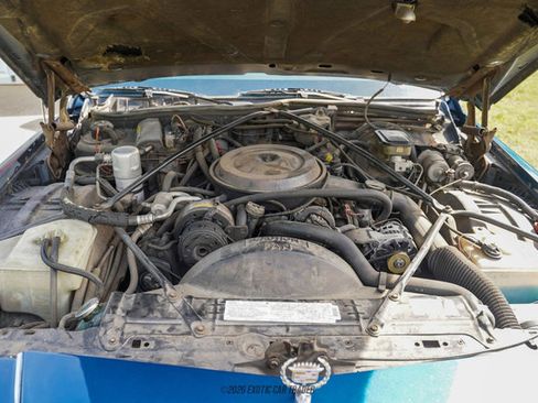 Used 1989 Cadillac Brougham RWD image 15