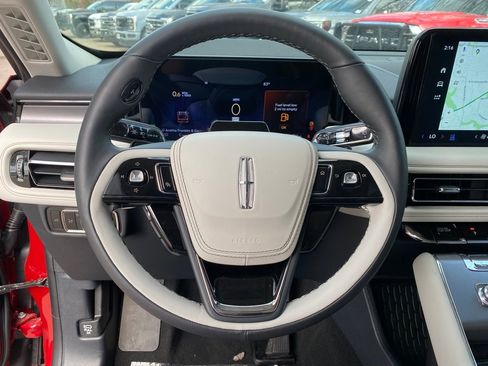 New 2026 Lincoln Aviator 2WD image 23