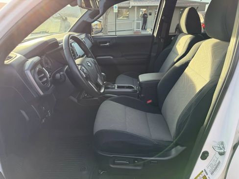 Used 2023 Toyota Tacoma 4x4 Double Cab image 22