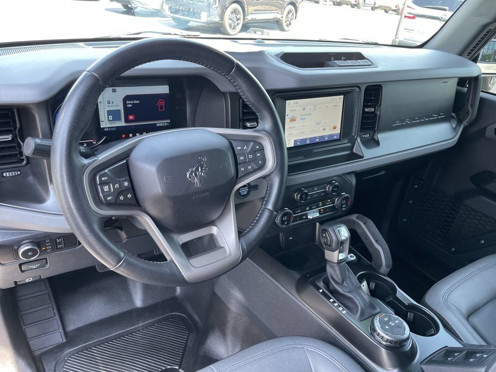 Used 2023 Ford Bronco Big Bend AWD/4WD image 9