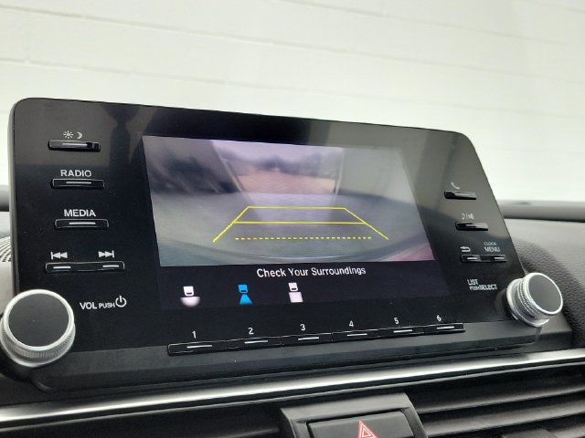 Used 2019 Honda Accord LX image 26