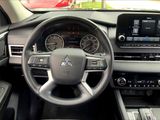 Used 2024 Mitsubishi Outlander SE image 5