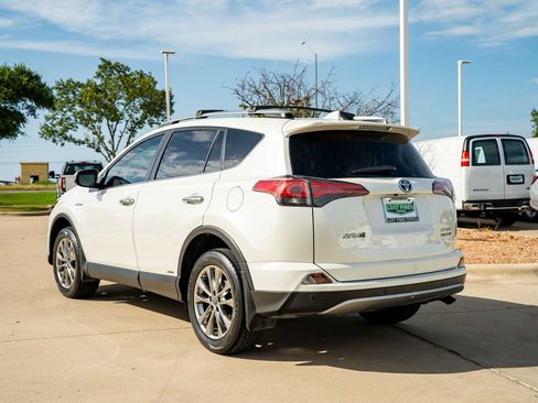 Used 2017 Toyota RAV4 Limited w/ Advanced Technology Package AWD/4WD image 3