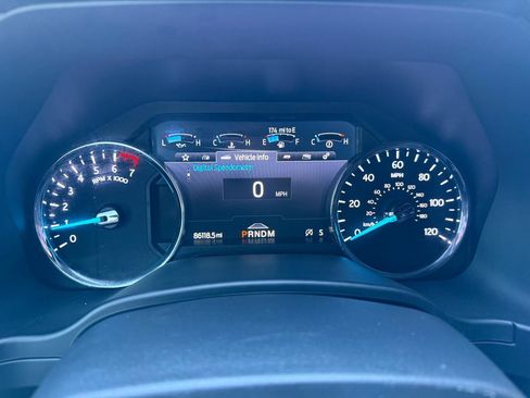 Used 2021 Ford Expedition Limited image 26