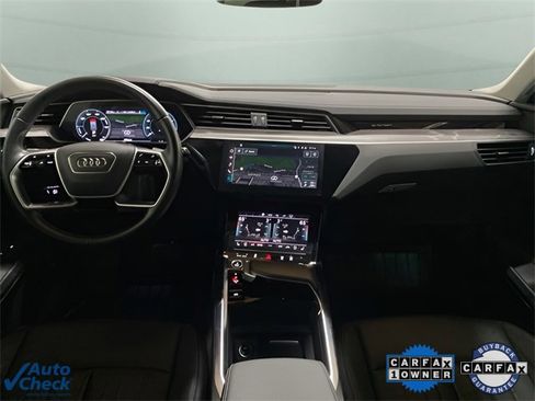 Used 2023 Audi e-tron Premium Plus w/ Premium Plus Package image 17