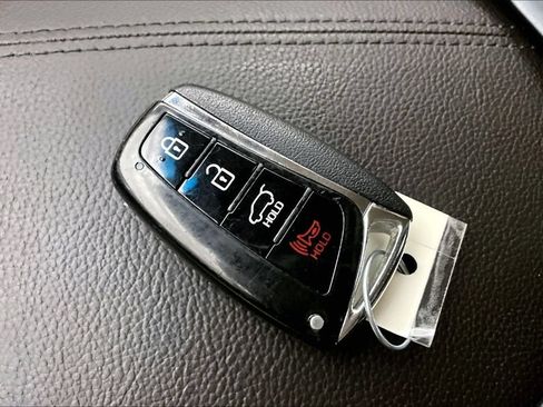 Used 2018 Hyundai Santa Fe Sport AWD/4WD image 10