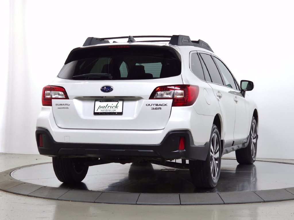 Used 2019 Subaru Outback 3.6R Limited AWD/4WD image 9