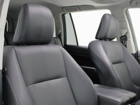 Used 2017 Lexus GX 460 image 50