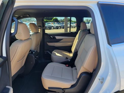 New 2026 Buick Enclave Preferred w/ Power Package image 28