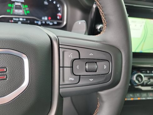 Used 2025 GMC Sierra 1500 AT4 w/ AT4 Premium Package image 23