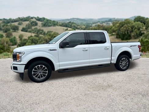 Used 2020 Ford F150 XLT w/ Equipment Group 302A Luxury RWD image 4