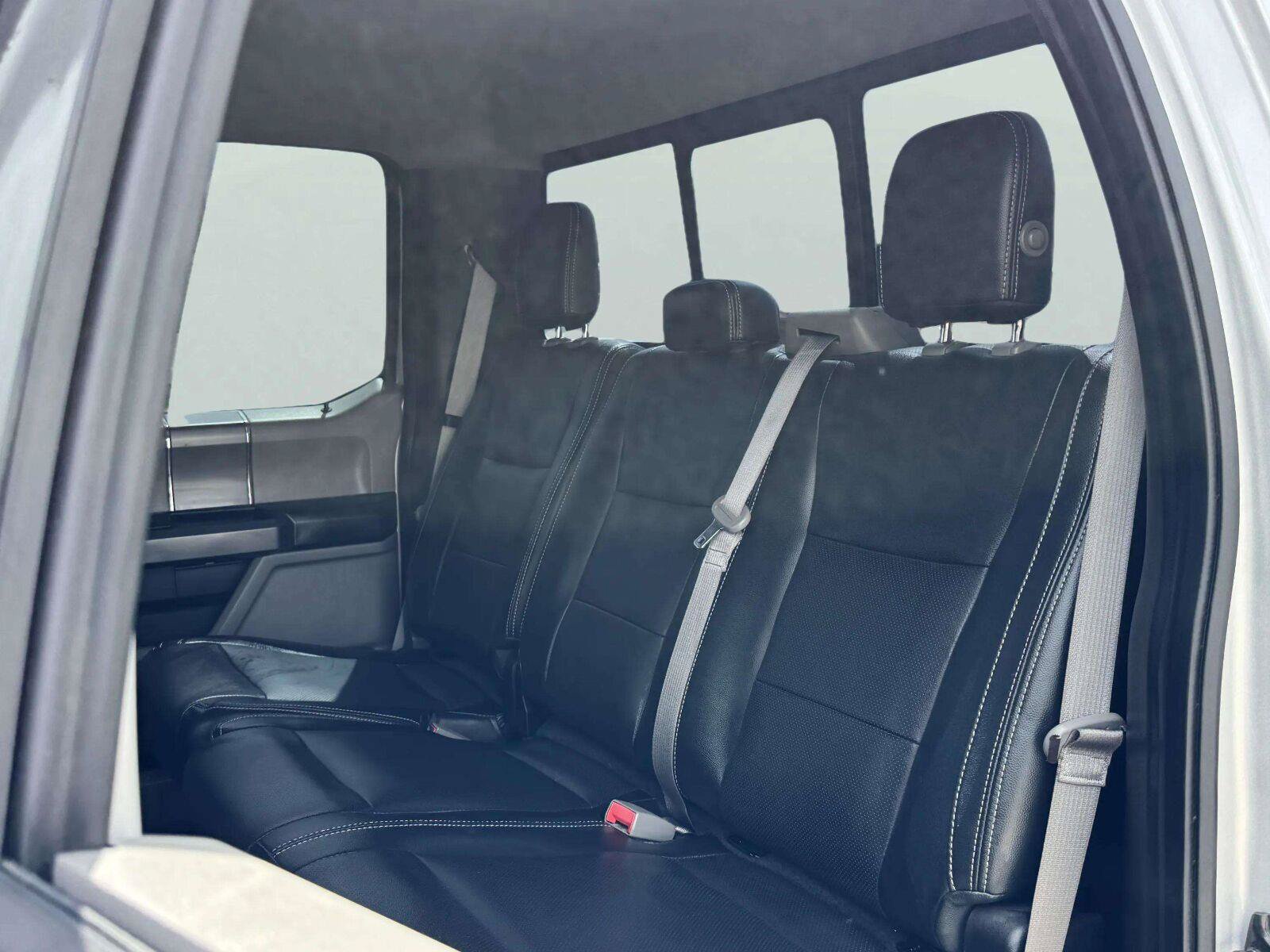 Used 2018 Ford F150 XLT w/ Equipment Group 302A Luxury AWD/4WD image 25