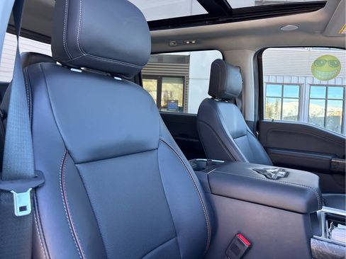 New 2024 Ford F350 Lariat w/ Lariat Ultimate Package image 28