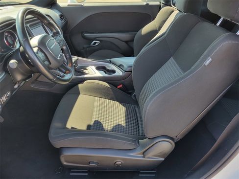 Used 2022 Dodge Challenger GT image 12