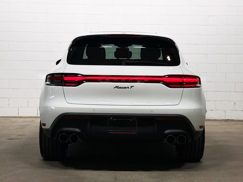 Certified 2026 Porsche Macan Turbo AWD/4WD image 8