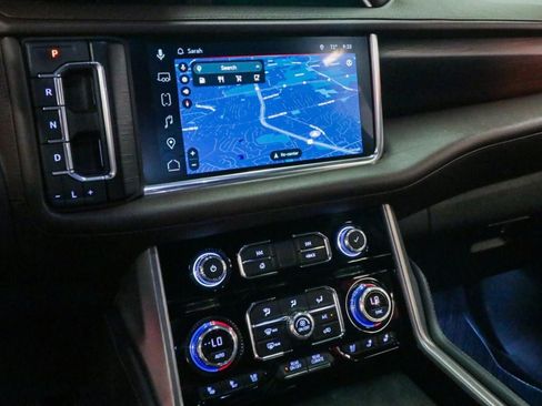 Used 2022 GMC Yukon XL Denali RWD image 22