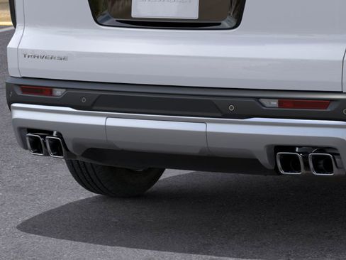 New 2026 Chevrolet Traverse LT image 14