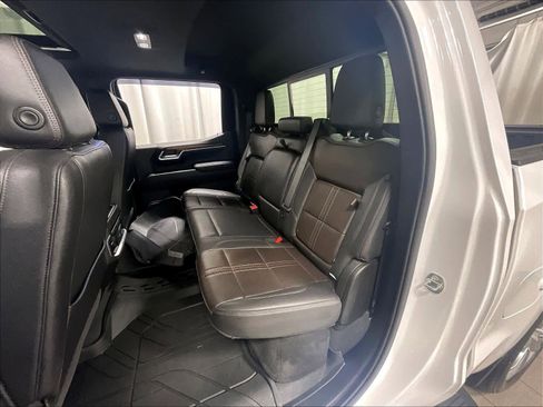 Used 2022 Chevrolet Silverado 1500 High Country w/ High Country Premium Package image 15
