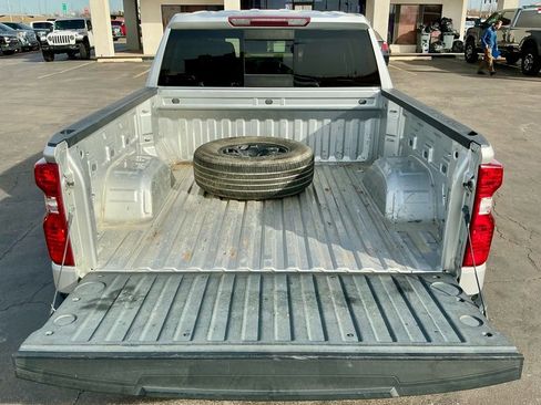 Used 2020 Chevrolet Silverado 1500 LT w/ Texas Edition image 17