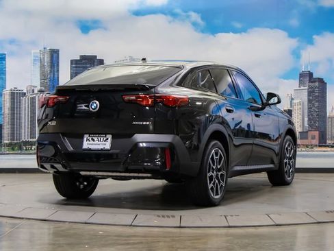 New 2026 BMW X2 xDrive28i w/ Technology Package image 8